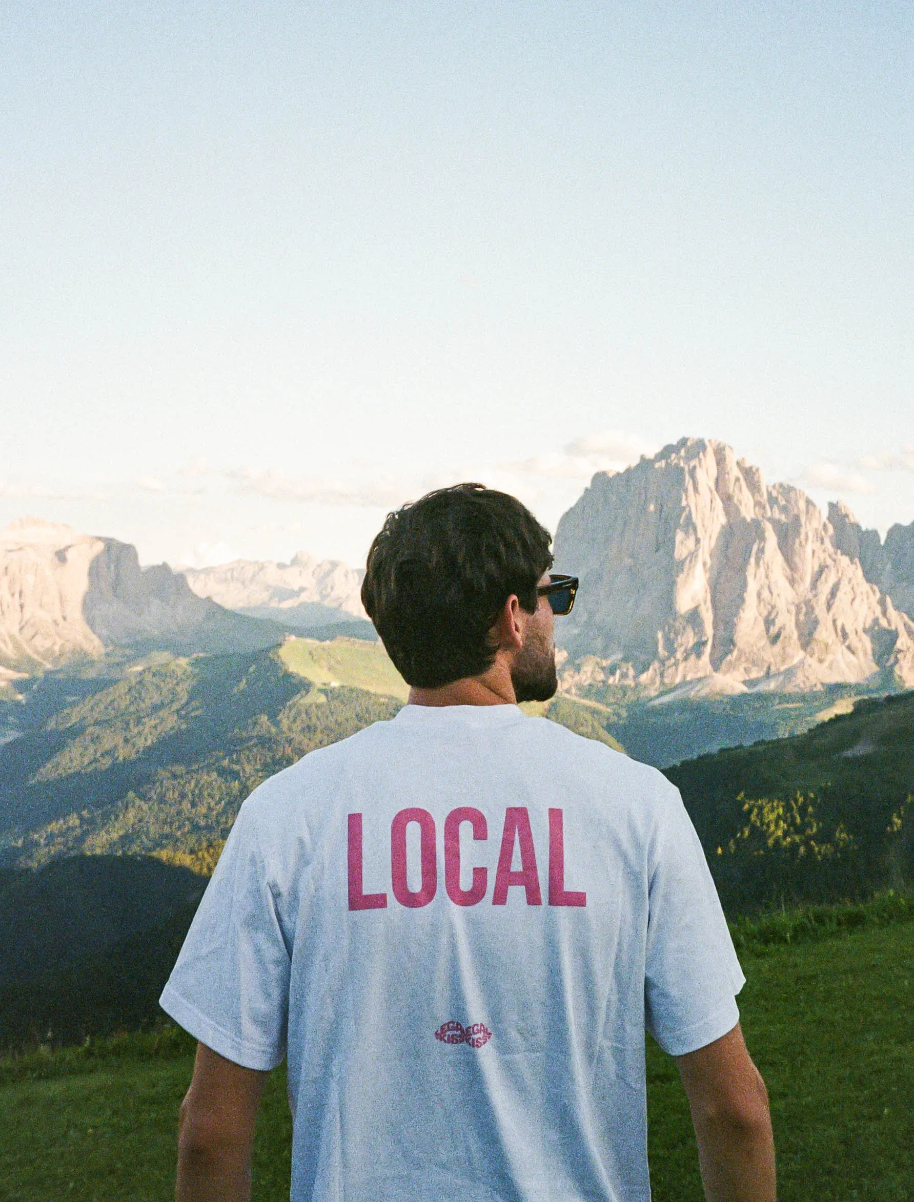LEGAL KISS LOCAL